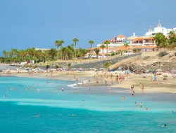 Spanyol daratan maupun kepulauan Kepulauan Balearik dan Kepulauan Canaria